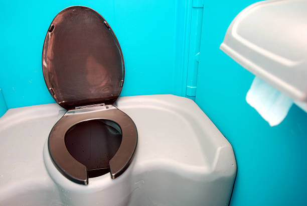 Best Portable toilet rental cost  in Oak Hills, OR